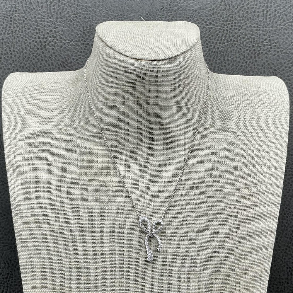 Banana‎ Republic Necklace Silver Tone White Rhinestone Bow Pendant 16 In Womens
